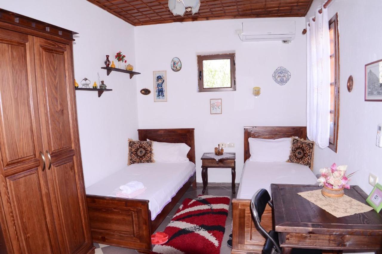Guesthouse Alvaro Kadiu Berati Exterior foto