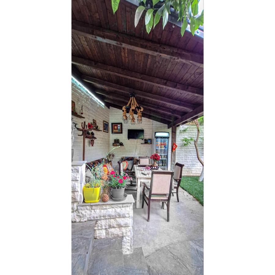 Guesthouse Alvaro Kadiu Berati Exterior foto