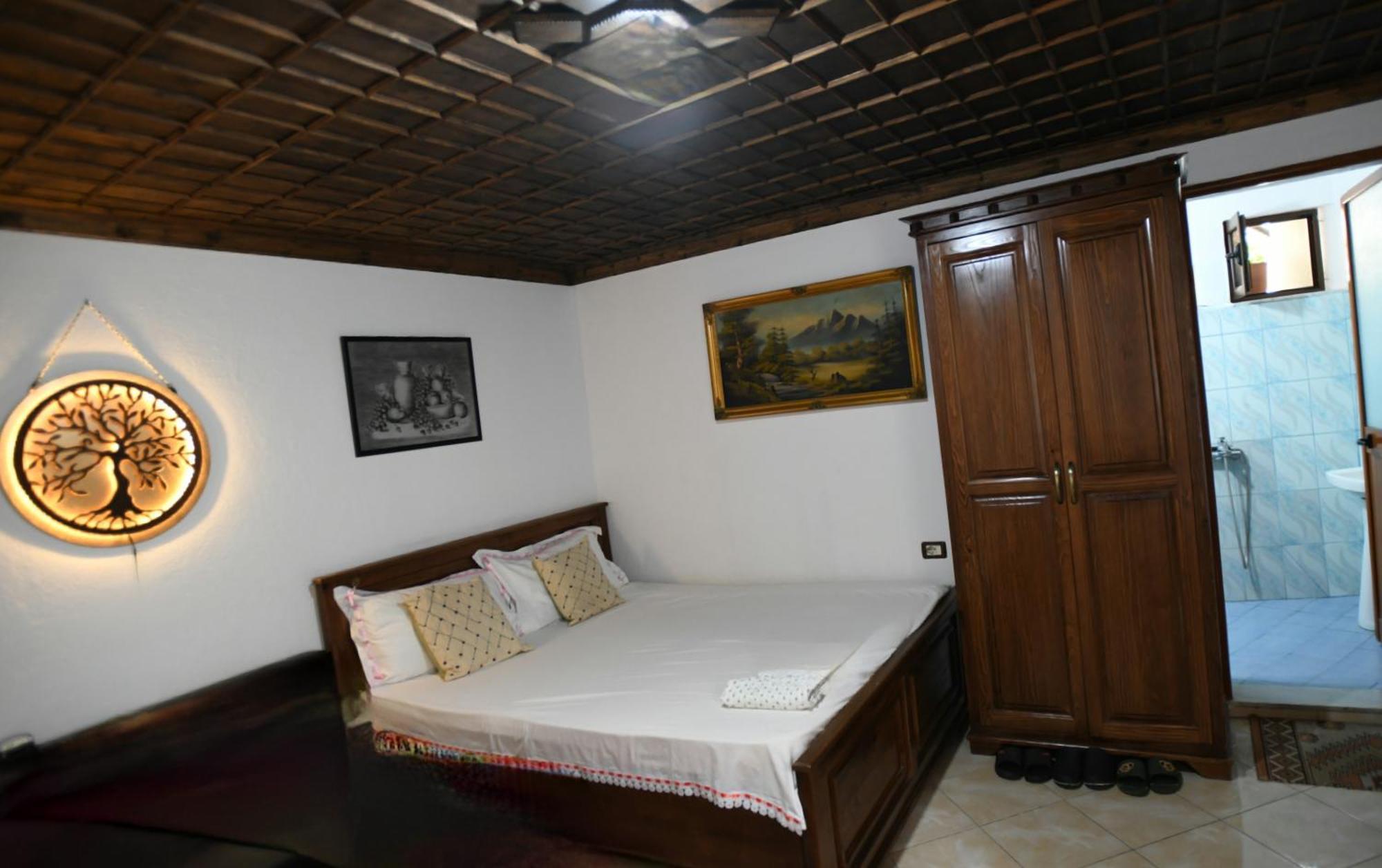 Guesthouse Alvaro Kadiu Berati Quarto foto