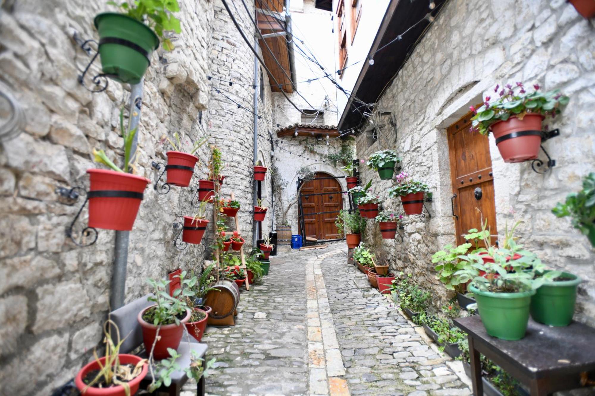 Guesthouse Alvaro Kadiu Berati Exterior foto